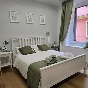 https://holiday-house-rome.it-romehotels.com